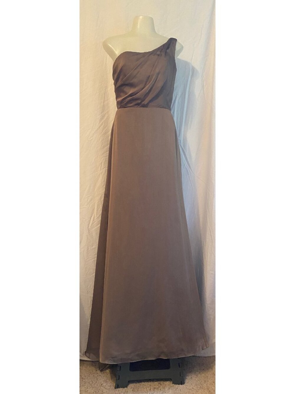 Jim Hjelm Occasions Taupe Vintage Chiffon One Shoulder Formal Gown